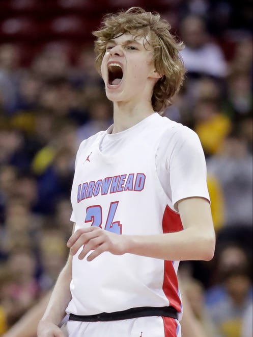 Arrowhead High School's AJ Ohrmundt (34) against Neenah High School in a Division 1 semifinal game during the WIAA state boys basketball tournament on Friday, March 15, 2024 at the Kohl Center in Madison, Wis. Arrowhead defeated Neenah for 99-95 in four overtimes.
Wm. Glasheen USA TODAY NETWORK-Wisconsin
